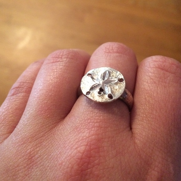 Starfish Ring - Picture 2 of 3