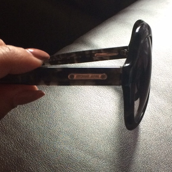 AUTHENTIC MICHAEL KORS SUNGLASSES - Picture 2 of 4