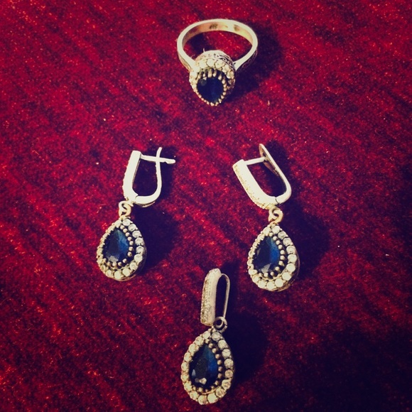 Gorgeous silver set