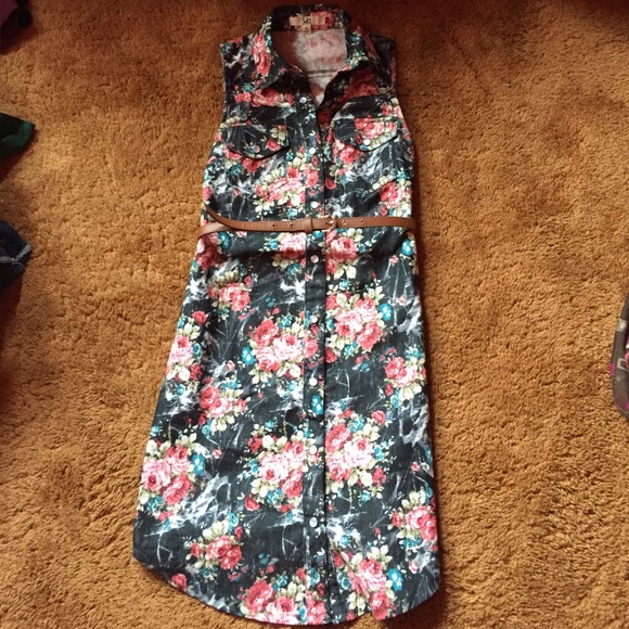 Floral denim dress with belt