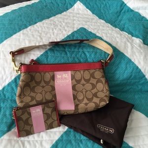 Small Coach purse with coin purse