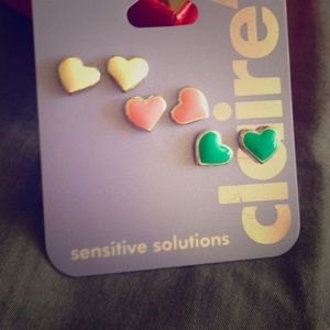 3 pack of heart earrings