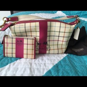 Small Coach purse with coin purse