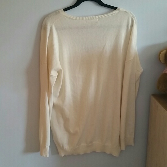 Cream Banana Republic sweater - Picture 3 of 4