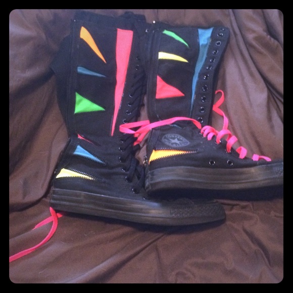Slightly wore by my daughter size 5