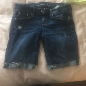 American eagle Bermuda shorts