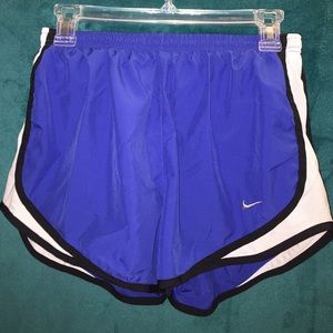 Nike shorts size medium blue