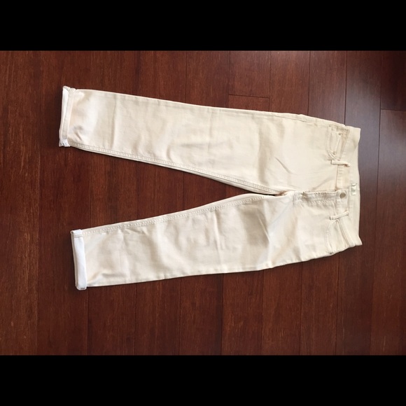 Sold!!!!!MOTHER dropout cropped boyfriend jeans