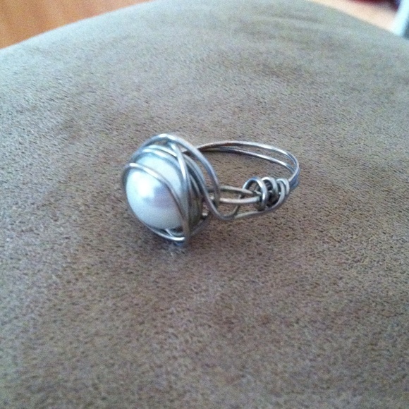 Wire Wrapped Pearl Ring - Picture 4 of 4