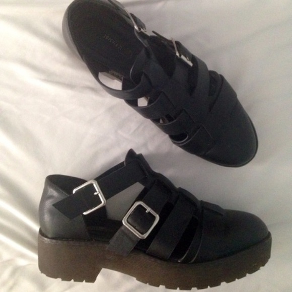 Chunky black shoes