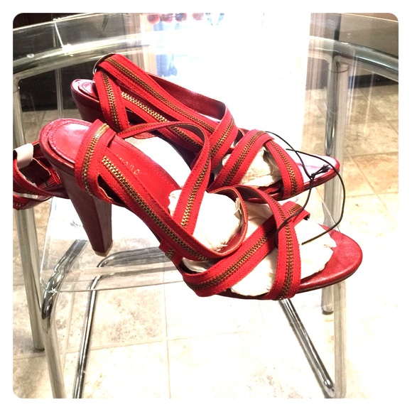 Red Pleather Zipper Heels size 10 from Forever 21 - Picture 1 of 3