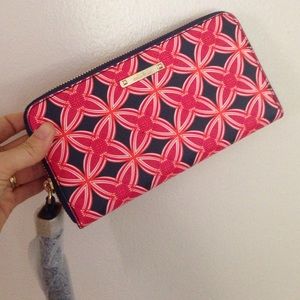 Stella & Dot Mercer Zip Wallet DISCONTINUED
