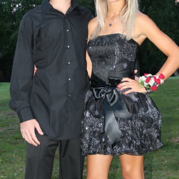 Black Sparkle Homecoming / Formal Dance Dress! - Picture 3 of 3
