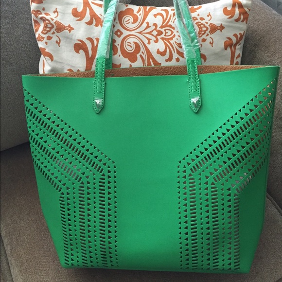 Stella & Dot Fillmore Green Tote
