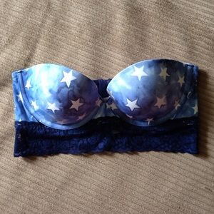 Victoria's Secret stars bustier