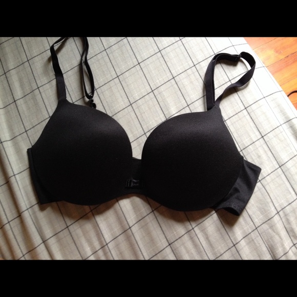 Victorias Secret Incredible Push Up Bra