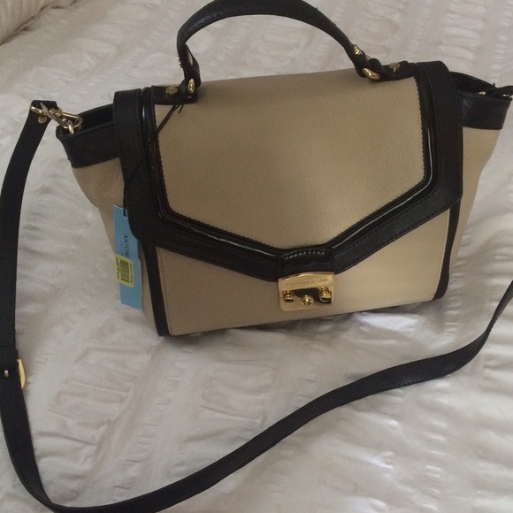 NEW! Almond/Tan & Black Antonio Melani!