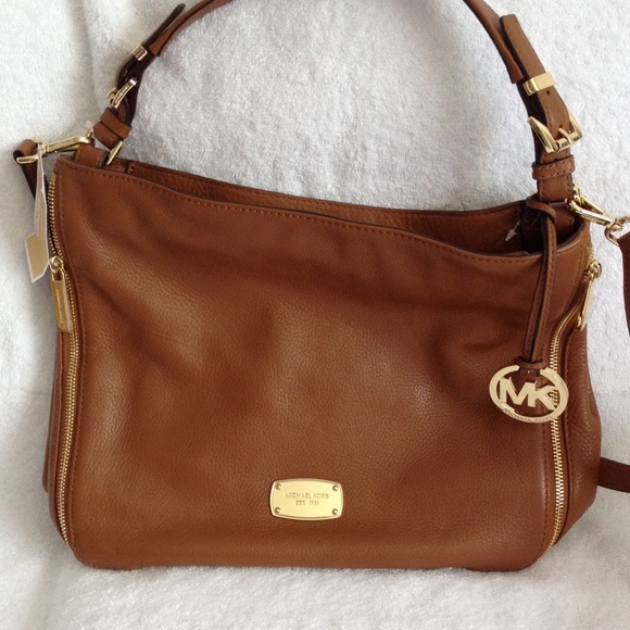 Mk essex luggage conv shoulder leather large