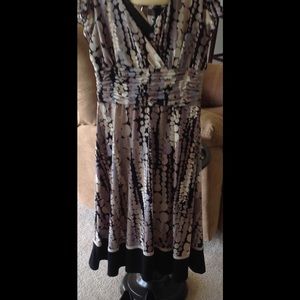 Sandra Darren Dress size 12 New
