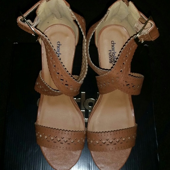 Brown Strapped Wedges!! Need to go! - Picture 2 of 4