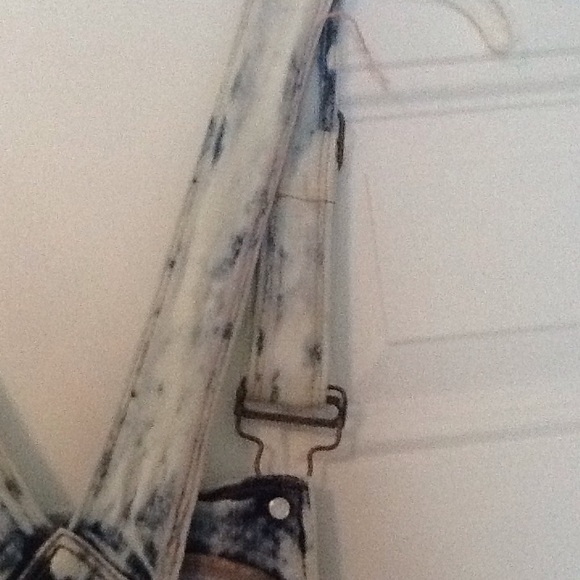 🚫SOLD ON Ⓜ️🚫✨💖FITTED ACID WASH OVERALLS💖✨ - Picture 2 of 4