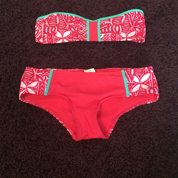 Hollister Other - XS bathing suit from hollister