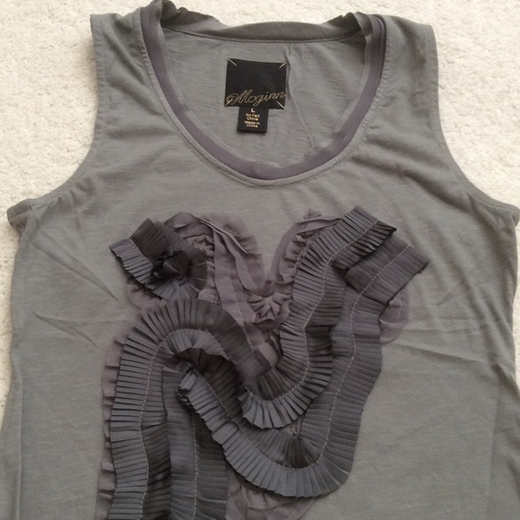🆕 Anthropologie McGINN Ribbon Boa Appliqué Tank - Picture 2 of 3