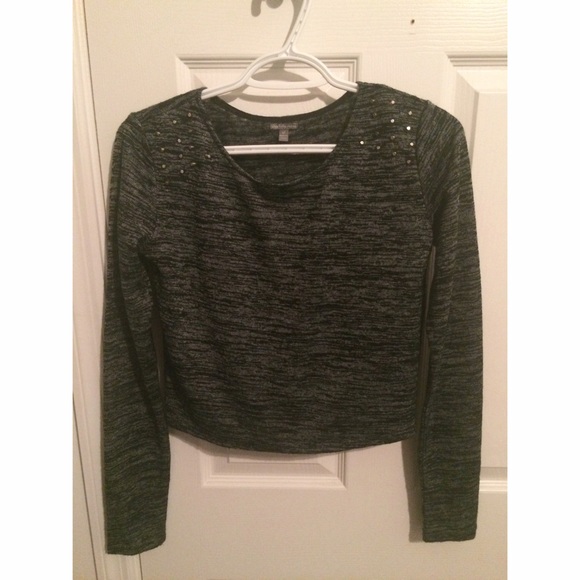Studded Grey Long Sleeve Crop Top - Picture 1 of 2