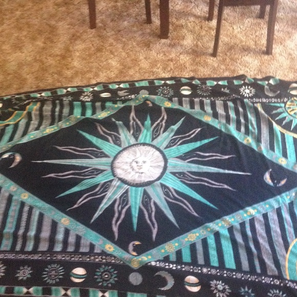 Sun tapestry