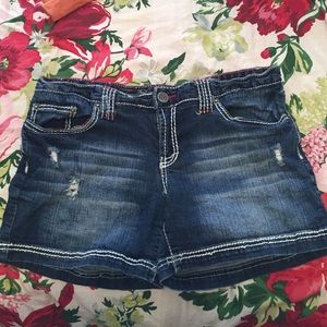 Maurice's Brand shorts size 11/12.