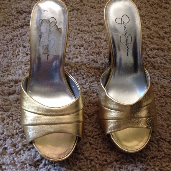Jessica Simpson gold pumps