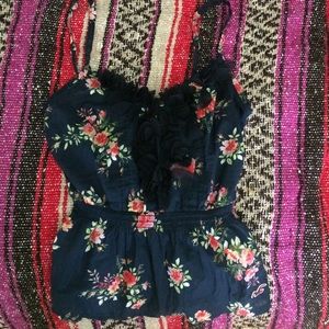 Hollister floral tank