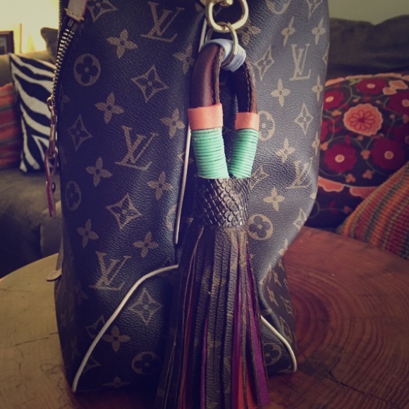 Handmade Tassel/ Keychain - Picture 3 of 4