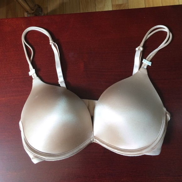 Other - Nude push up bra
