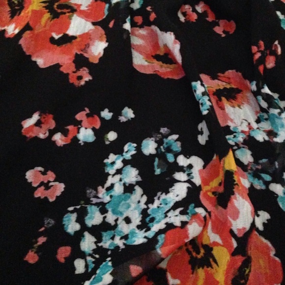 Floral hi-lo skirt - Picture 3 of 4