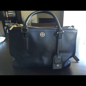 Tory burch square tote