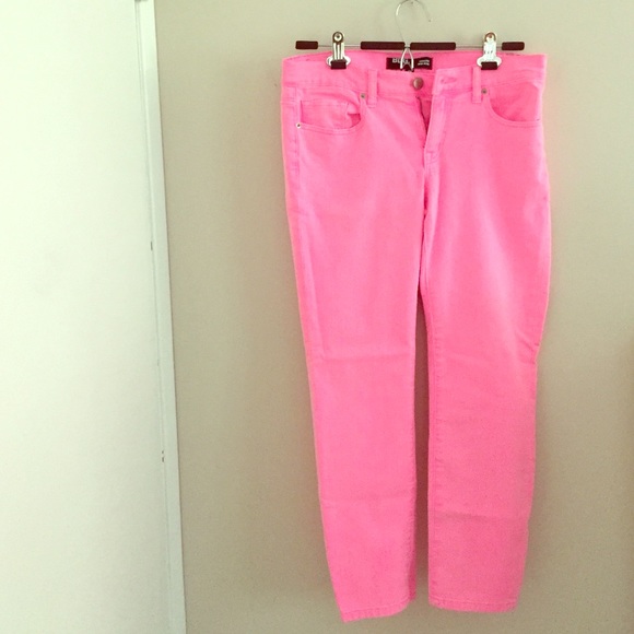 urban outfitters mid rise neon skinny jeans