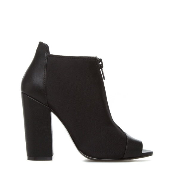 Beau + Ashe Shoes - Beau + Ashe zip up booties