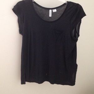 Black tee