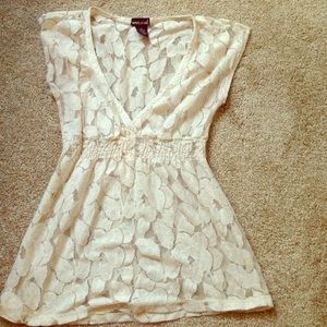 Cute off white work shirt