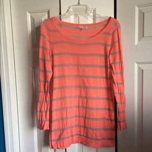 A Pea in the Pod Maternity sweater