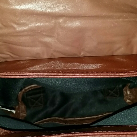 GIRLS LEOPARD BROWN BACKPACK NEW & FREE BEAR CLIP - Picture 3 of 3