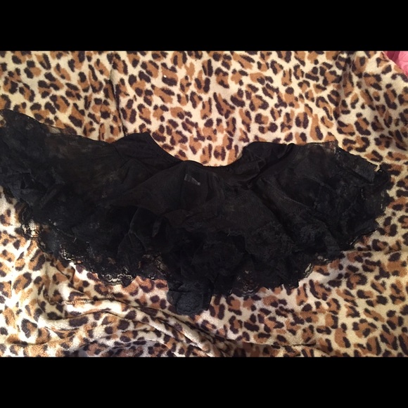NWOT short BLACK Halloween petticoat