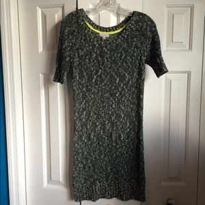 A Pea in the Pod Maternity sweater