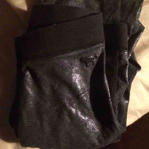 VS Pink leggings