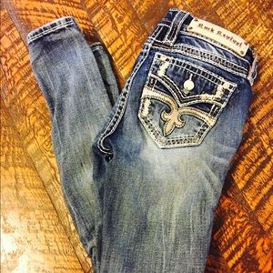 Rock Revival Shaina Mid -Rise Skinny