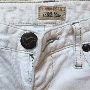 Free People white skinny jeans