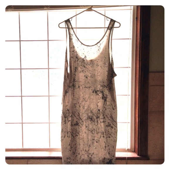 Urban Outfitters, Truly Madly Deeply dress