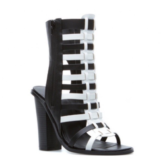 Beau + Ashe Kamis Bootie