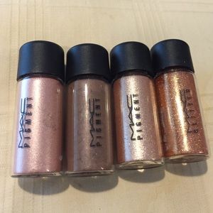LE Tartan Tale Mac pigments